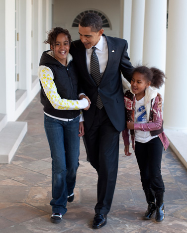 (courtesy of White House Photographer Pete Souza)